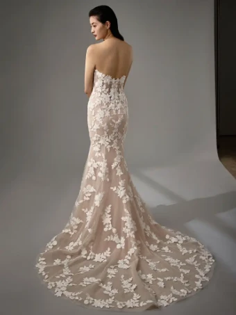 Blue by Enzoani Style #Milan #1 default Ivory/Sand/Nude thumbnail
