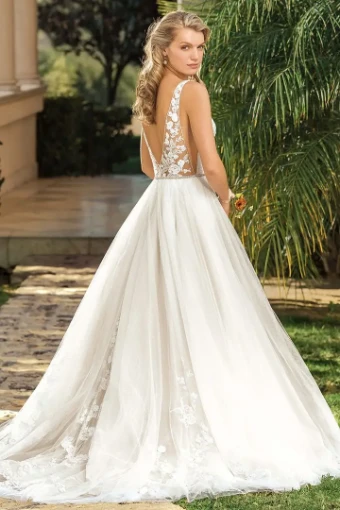 Casablanca Bridal Style #Bria #1 default Light Nude/Ivory/Silver thumbnail