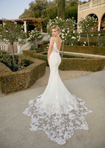 Casablanca Bridal Style #Skylar #1 Ivory/Nude thumbnail