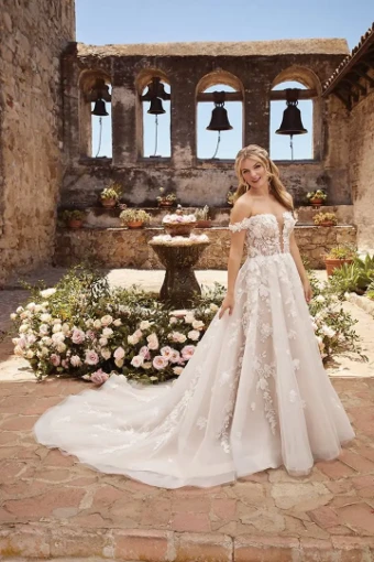 Casablanca Bridal Style #Eliana #4 Ivory/Nude thumbnail