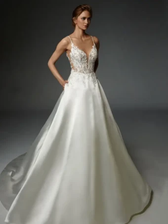 Elysee by Enzoani Style #Minette #0 default Ivory/Nude thumbnail