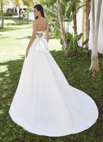 Love by Enzoani Style #Bellarose #1 default Ivory/Nude thumbnail
