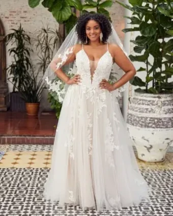 Beloved by Casablanca Style #Callie #2 Ivory/Champagne thumbnail