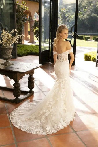 Casablanca Bridal Style #Karina #1 default thumbnail