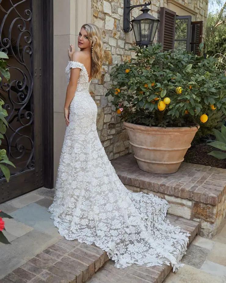 Casablanca Ivory Lace Wedding Dresses