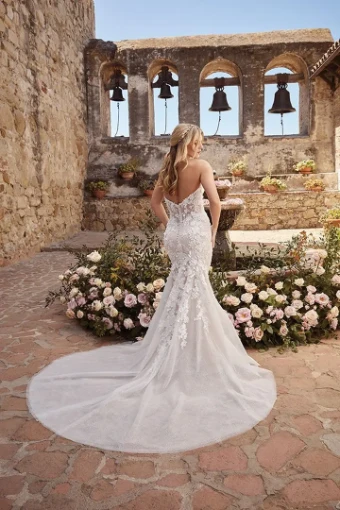 Casablanca Bridal Style #Tristyn #1 default Ivory/Nude thumbnail