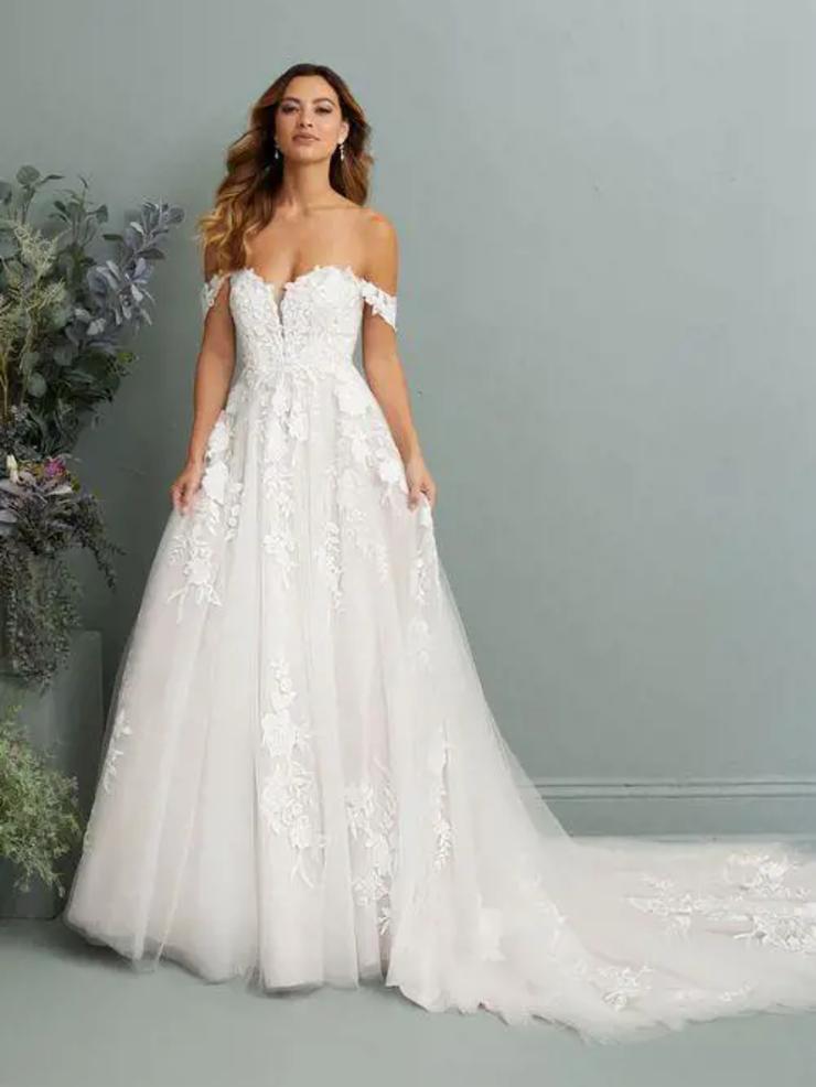 FBnCC: CC+GW: Christina's Wedding Gown by Lizlovestoons12 on DeviantArt,  azalea dolls wedding 