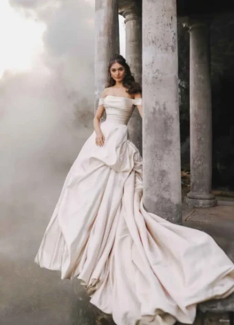 Disney Fairy Tale Weddings Style #Belle #16 Ivory thumbnail