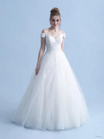 Disney Fairy Tale Weddings Style #Cinderella #1 thumbnail