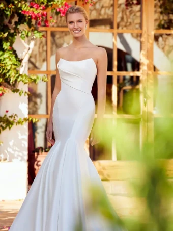 Elysee by Enzoani Style #Seraphine #0 default Ivory thumbnail