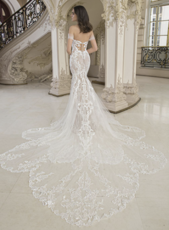 Elysee by Enzoani Style #Cleopatre #1 Ivory/Hazel/Nude thumbnail