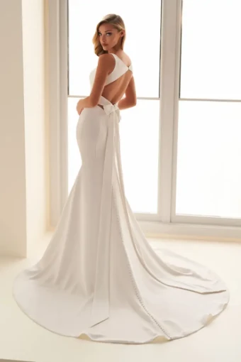 Enchanting by Mon Cheri Style #E2502 #1 default Diamond White thumbnail