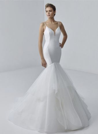 Etoile by Enzoani Style #Brigitte #0 default Ivory/Nude thumbnail