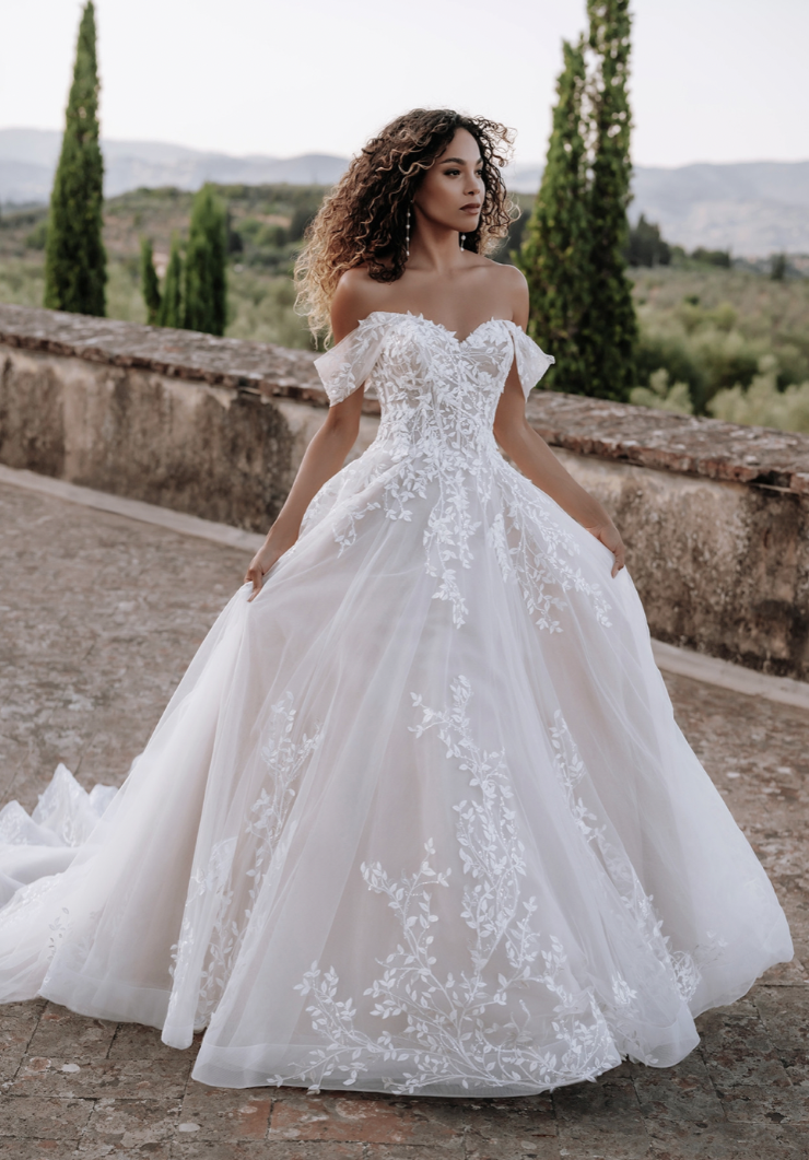 Curvy Dresses | Miosa Bride Curvy Dresses | Miosa Bride