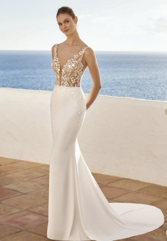 Love by Enzoani Style #Clara #0 default Ivory/Nude thumbnail