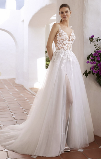 Love by Enzoani Style #Clover #0 default Ivory/Blush/Nude thumbnail