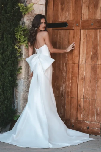 Allure Bridals Style #A1216 #4 Ivory thumbnail