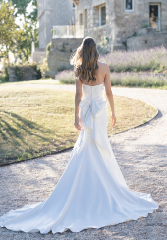 Allure Romance Style #R3801 #1 default Ivory thumbnail