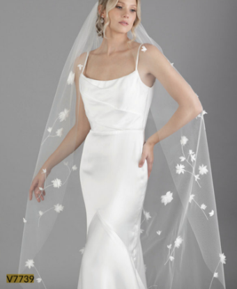 Bel Aire Style #V7739 #0 default Black Ivory thumbnail