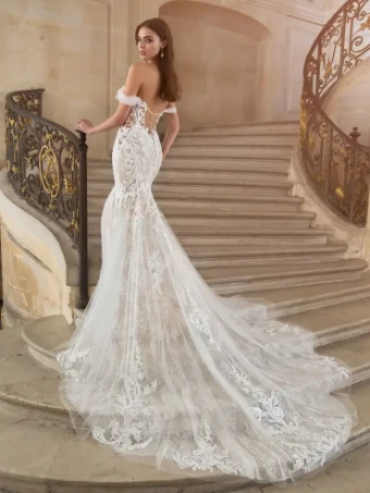 Elysee by Enzoani Style #Saraiah #5 Ivory/Sand/Nude thumbnail
