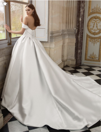 Elysee by Enzoani Style #Astor #1 default Ivory thumbnail