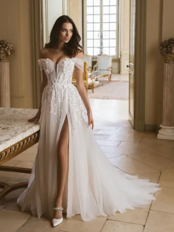 Elysee by Enzoani Style #Gina #0 default Ivory/Beige/Nude thumbnail