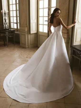 Elysee by Enzoani Style #Gala #1 Ivory/Nude thumbnail