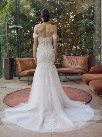 Elysee by Enzoani Style #Georgia #1 default Ivory/Nude thumbnail