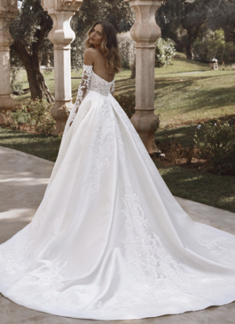 Enzoani Style #Velvet #1 default Ivory thumbnail
