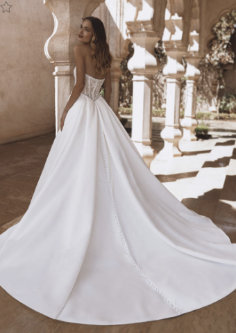 Enzoani Style #Viola #1 Ivory/Nude thumbnail