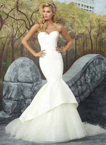 Justin Alexander Style #8963LND #1 Nude/Ivory/Nude thumbnail