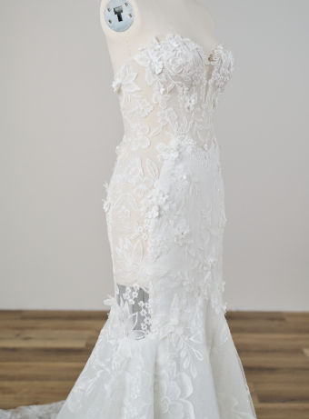Maggie Sottero Style #Elvie #1 Ivory All Ivory (pictured) thumbnail