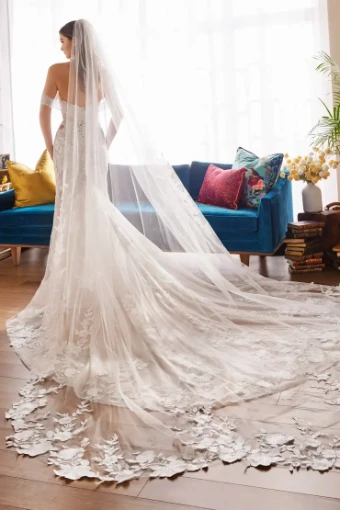 Martin Thornburg Style #Dani #3 Ivory/Sand thumbnail