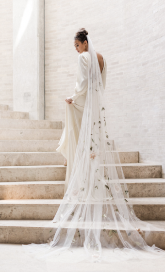 Toni Federici Style #Goddess Veil E8 #1 default Light Ivory thumbnail