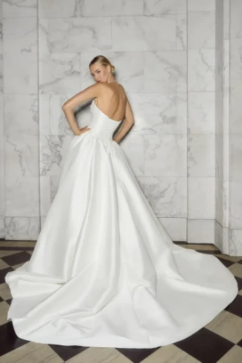 Casablanca Bridal Style #Chapel #1 default Ivory thumbnail