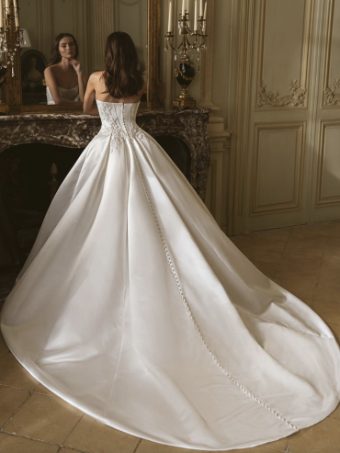 Elysee by Enzoani Style #Geneva #2 Ivory thumbnail