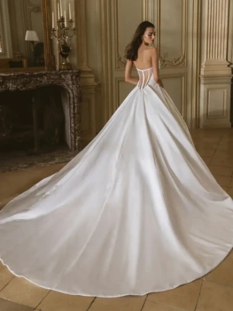 Elysee by Enzoani Style #Gillian #1 default Ivory/Nude thumbnail