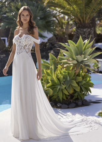 Love by Enzoani Style #Elsa #0 default Ivory/Ivory thumbnail