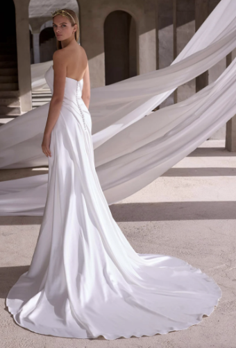 Morilee Style #Zenobia #2 Ivory thumbnail