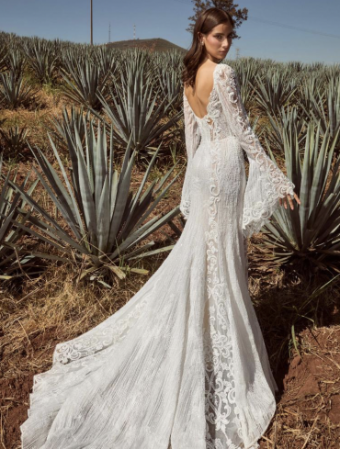 La Perle Style #Burke #2 default Ivory/Light Nude with Skin Illusion (Unlined Bodice) thumbnail