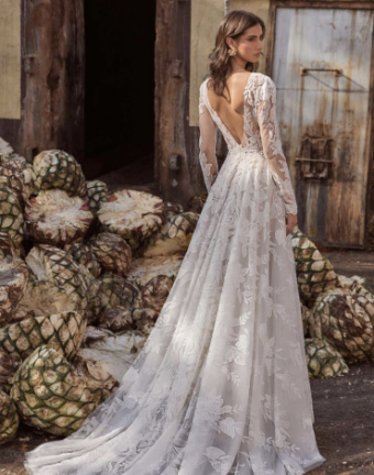 La Perle Style #Gayle #2 default Ivory/Light Nude with Skin Illusion (Unlined Bodice) thumbnail