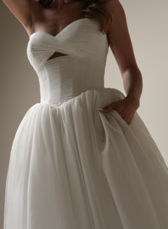 Maggie Sottero Style #Evan #1 Ivory (gown with Ivory Illusion) thumbnail