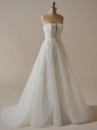 Rebecca Ingram Style #Billie #7 Ivory/Silver Accent thumbnail