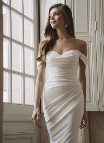 Etoile by Enzoani Style #Fatima #1 Ivory thumbnail