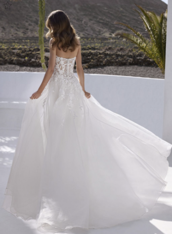 Love by Enzoani Style #Everly #2 default Ivory/Ivory thumbnail