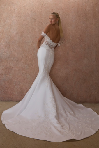 Casablanca Bridal Style #Esme #1 default Ivory/Nude thumbnail