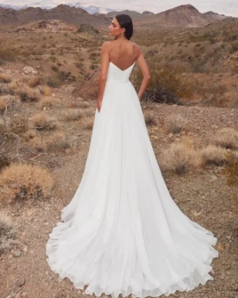 La Perle Style #Lavender #3 default Ivory thumbnail