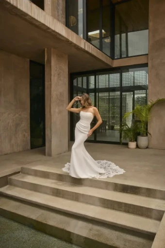 Beloved by Casablanca Style #Agate #0 default Ivory/Ivory thumbnail