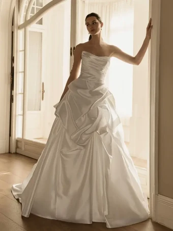 Elysee by Enzoani Style #Haydee #0 default Ivory thumbnail