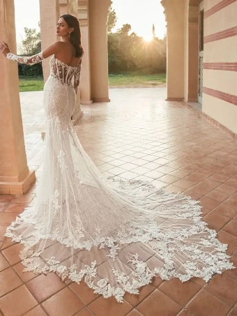 Blue by Enzoani Style #Umayra #1 default Ivory/Sand/Nude thumbnail